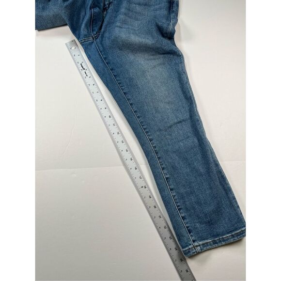 Judy Blue Skinny Fit Capri Jeans Women's Size 11/30 Medium Wash Stretch JB78101 - Picture 8 of 8